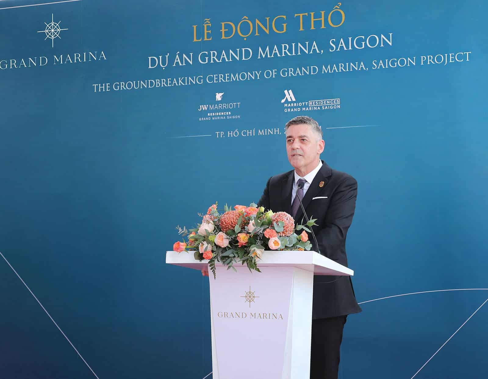 Ông Jason Turnbull - Phó tổng giám đốc kiêm Giám đốc Tài chính Masterise Homes phát biểu tại sự kiện.