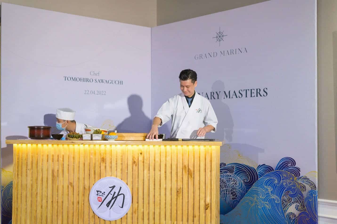 Bếp trưởng Tomohiro Sawaguchi tại sự kiện trải nghiệm ẩm thực chủ đề "Mùa xuân" của Grand Marina, Saigon hôm 22/4.