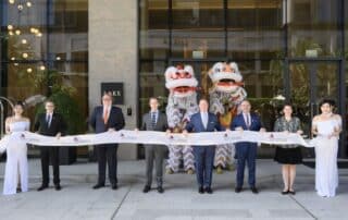 Đại diện Marriott International, Masterise Homes cắt băng khai trương Khu căn hộ hàng hiệu Marriott tại tòa Lake, Grand Marina, Saigon.
